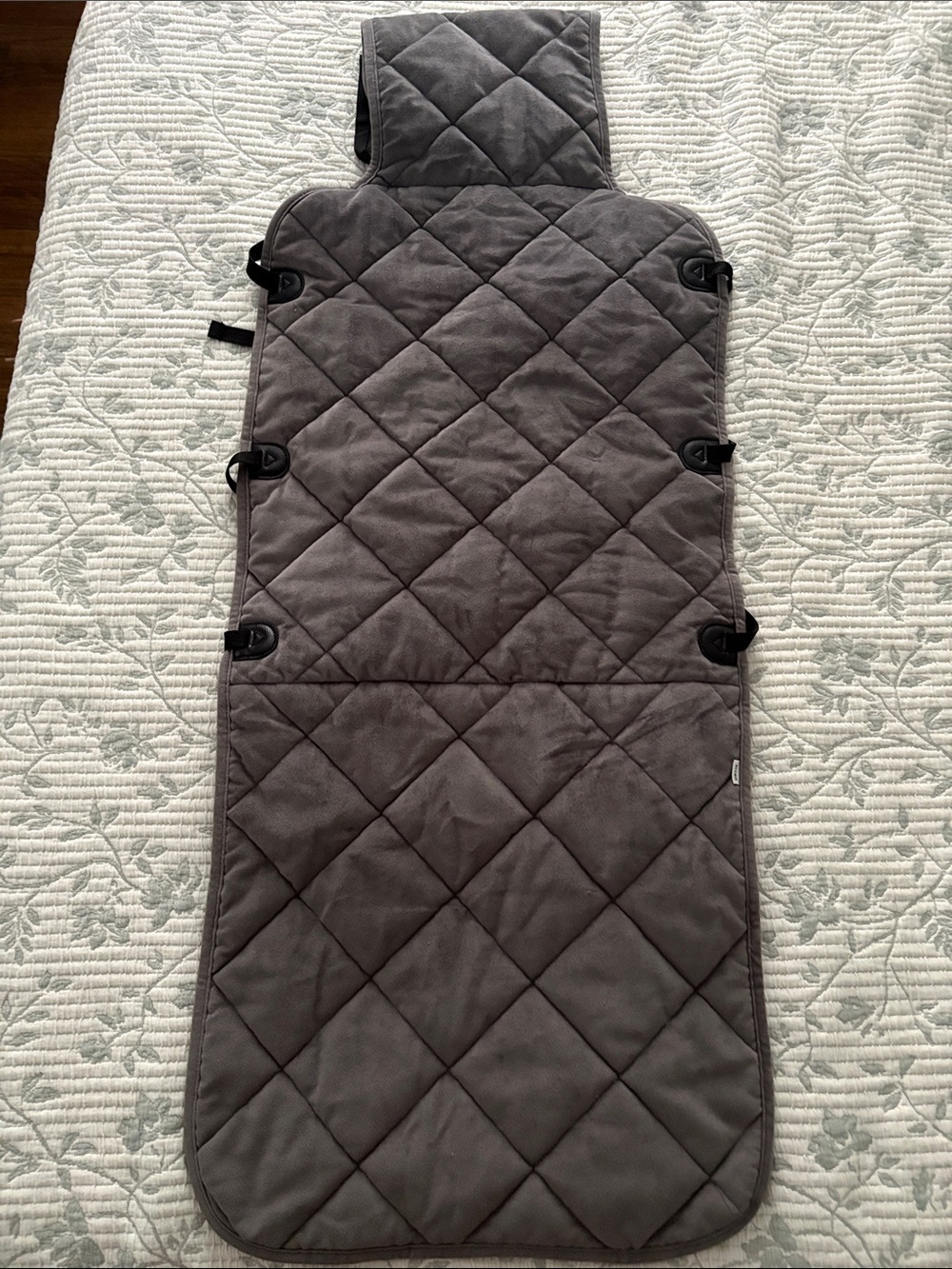 Orvis Quilted Captain’s Chair Seat Cover for Dogs - Gray